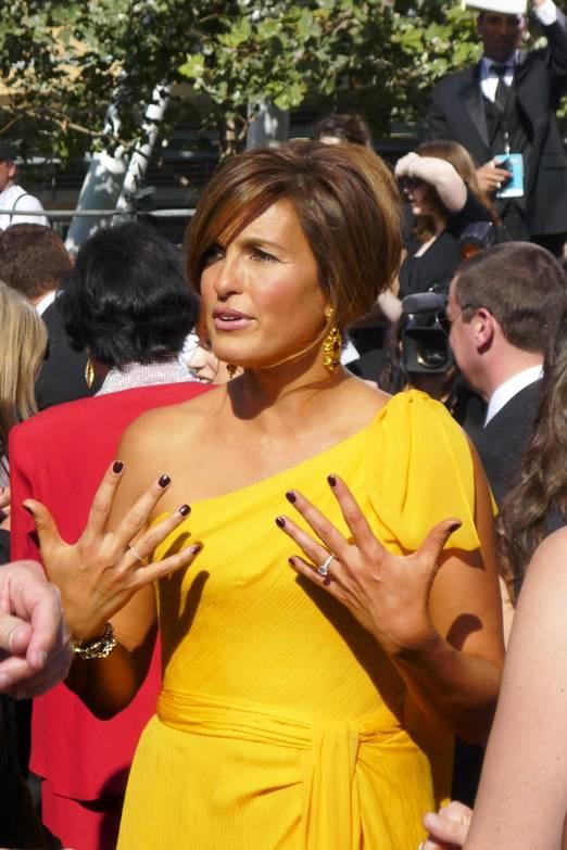 1781014021877_Mariska_Hargitay_at_2008_Emmy_Awards